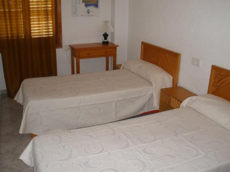 Hotel Casa de Huespedes el Almendro Ibiza Habitación foto